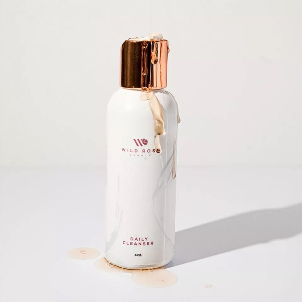 SOL Wild Rose Beauty Daily Face Cleanser - NEW